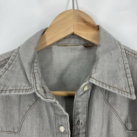 Wrangler Pearl Snap Shirt Size Medium Womens Gray Western Button Up Cowboy Top - Picture 3 of 7